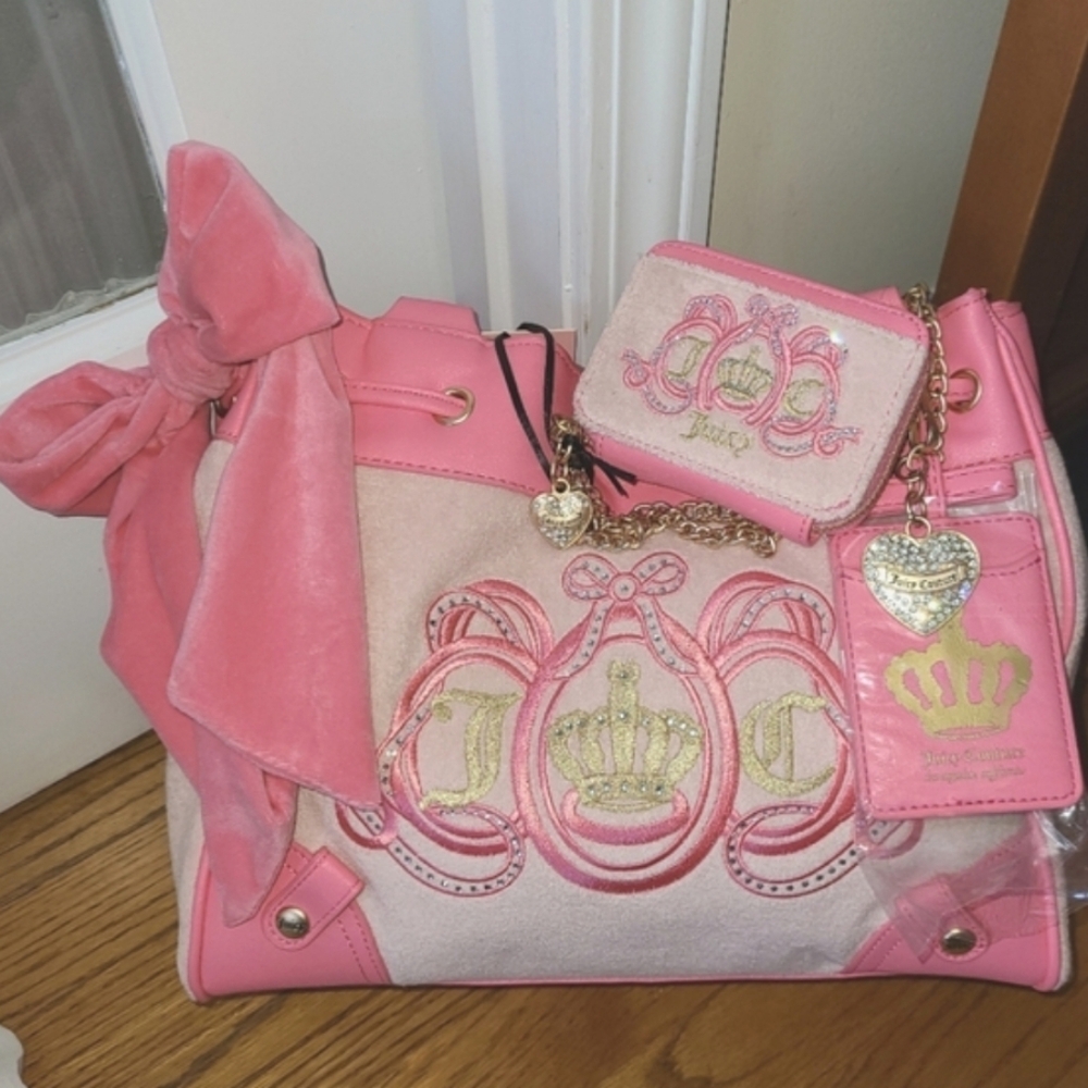 Juicy Couture Bag & Wallet Set 💗